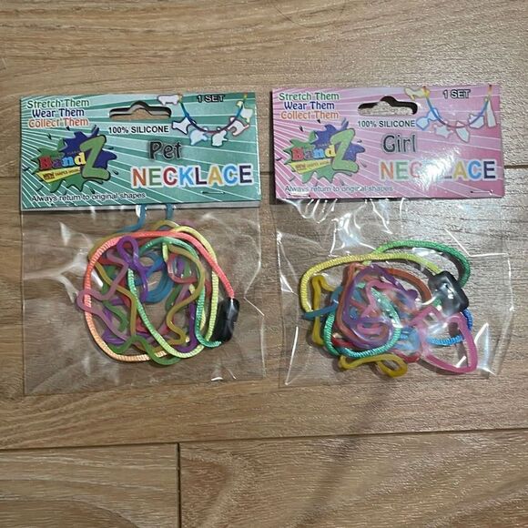 Bandz lots necklaces (2 random packs) - Picture 2 of 2